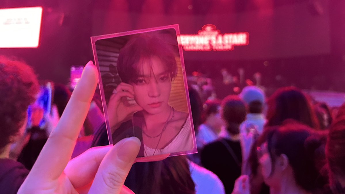 noo lovebot ꩜ tweet media