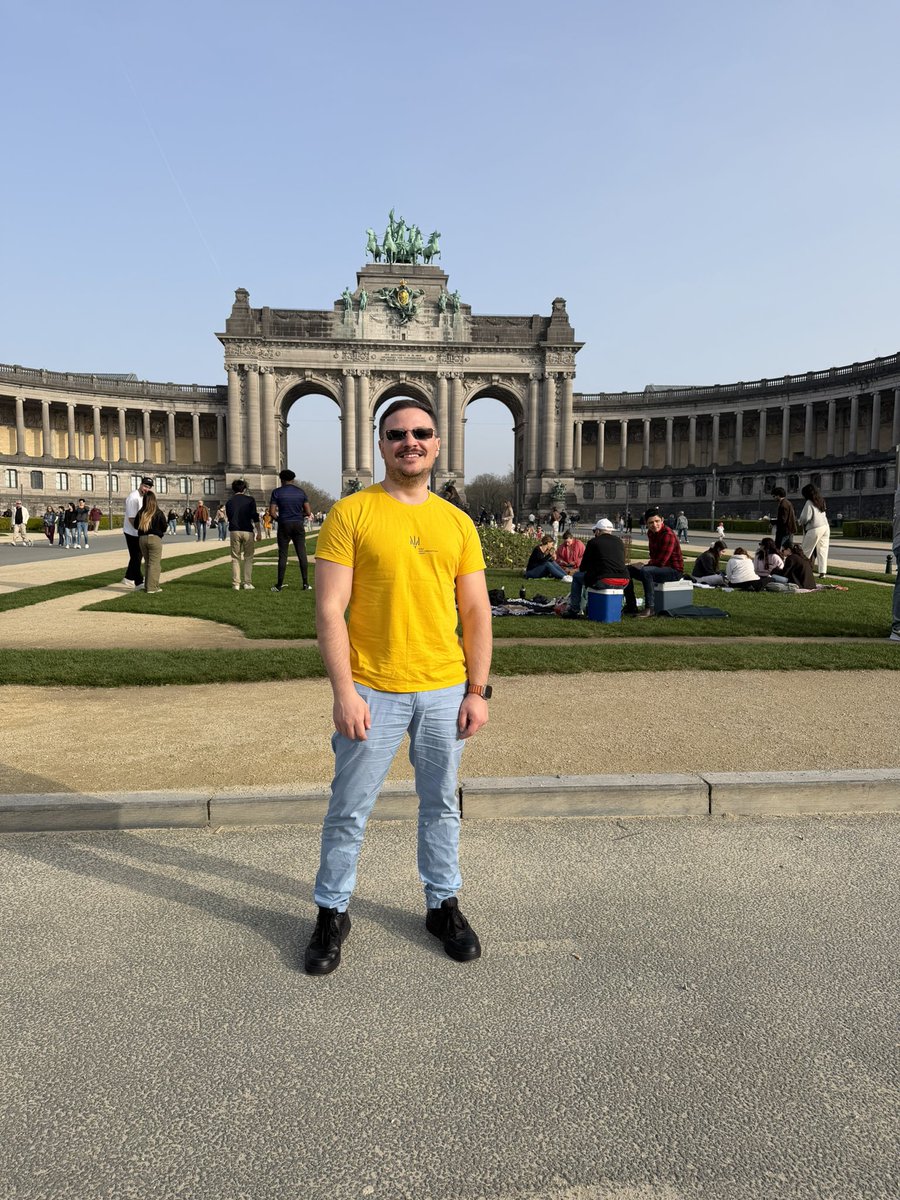 VovaTeslenko's tweet photo. Study visits to the European Parliament and the European Commission 🇪🇺 – with the beautiful spring city of Brussels all around 🌿🌸 https://t.co/Yad5yvJdLE