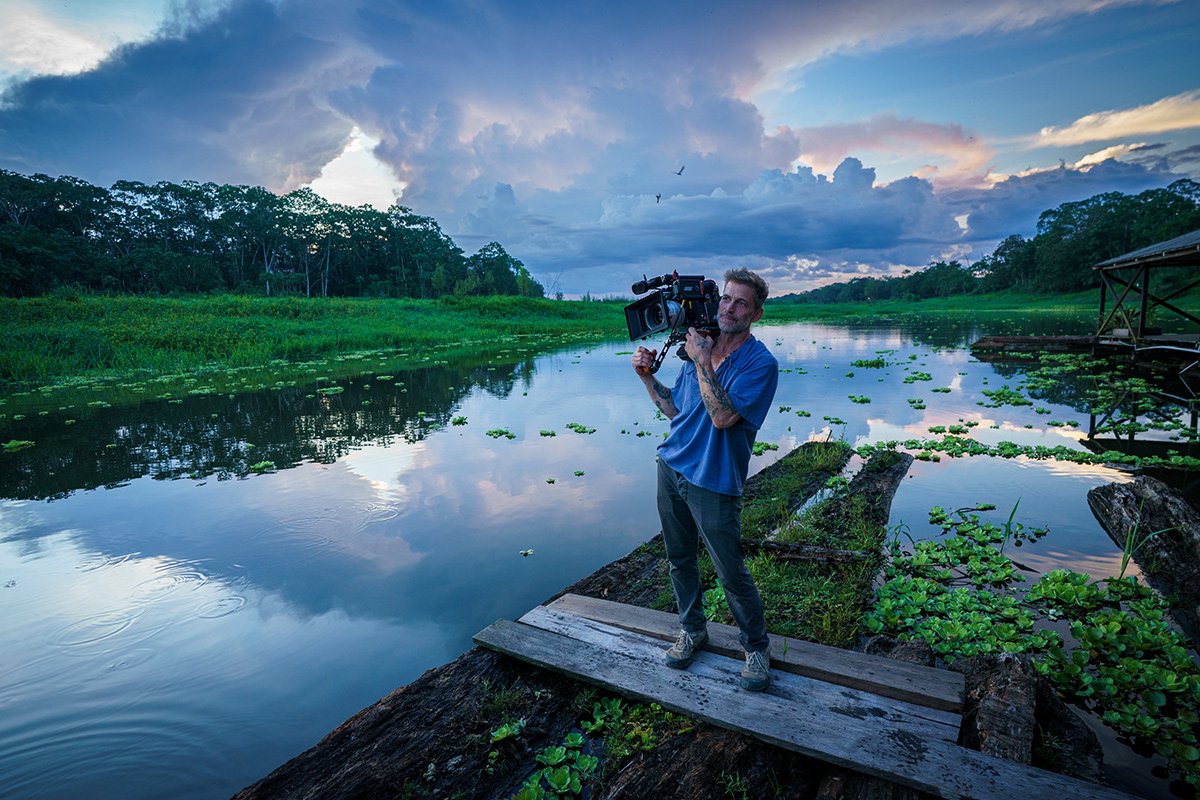 Unbiased Snyder Fan tweet media