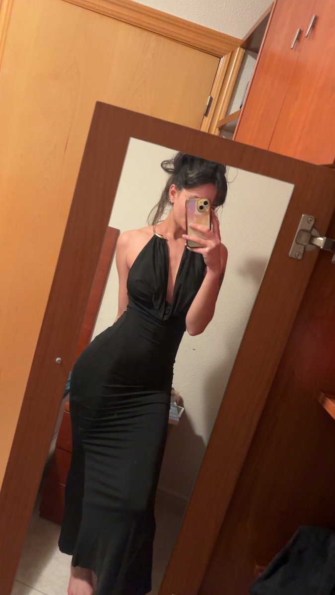 Riot Games fan account tweet media