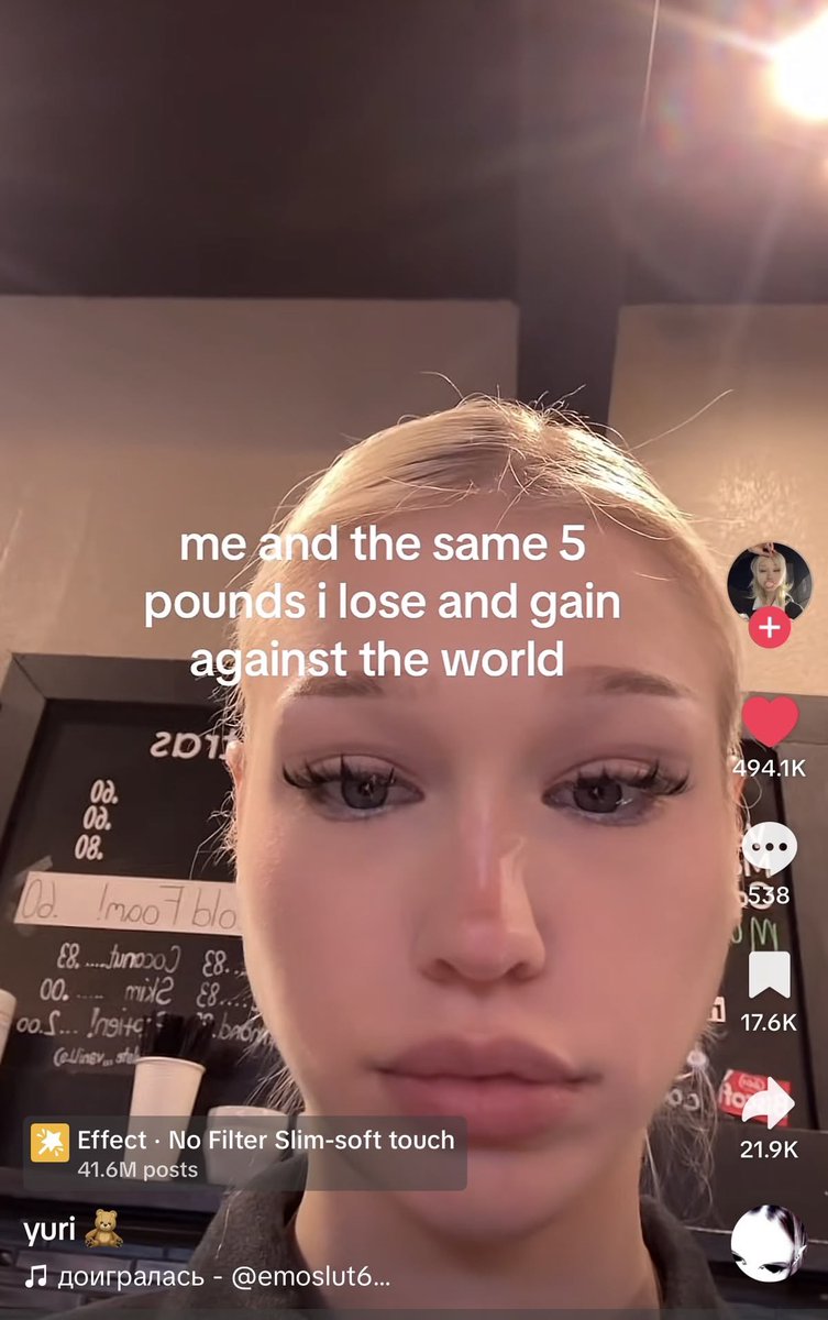 𝝑𝝔 tweet media