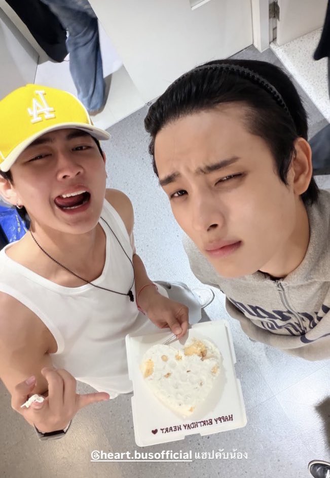 NUNAW ʕ•ᴥ•ʔ tweet media