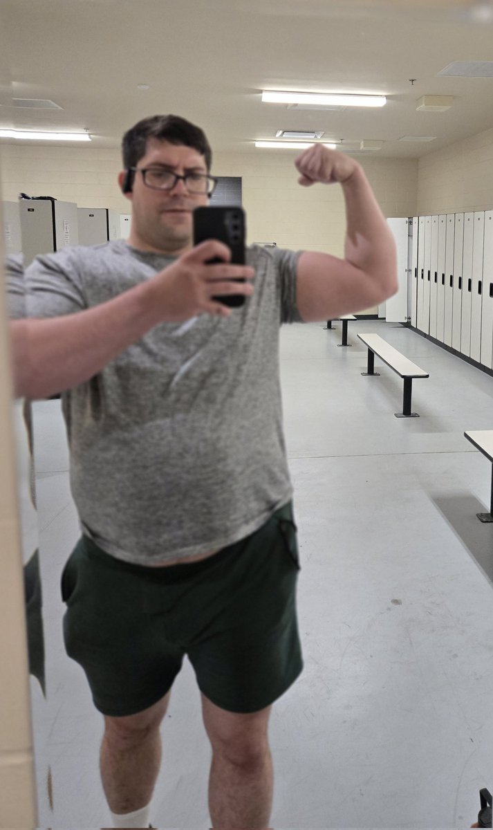 Spontaneo tweet media