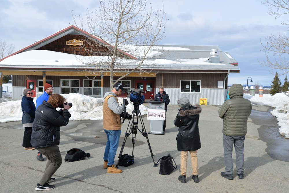 HICC_ca's tweet image. The design and construction of new multi-use pathways to connect the growing Whistle Bend neighbourhood with downtown Whitehorse will help support economic growth and housing development in #YT.

Learn more: canada.ca/en/housing-inf…