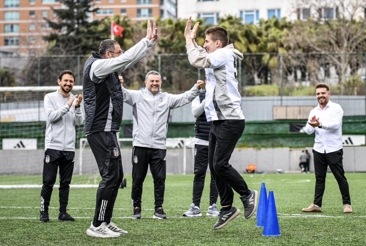 Beşiktaş JK Futbol Akademisi tweet media