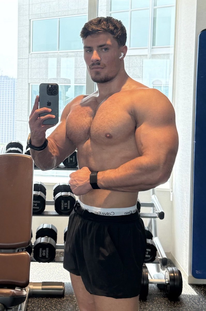 Juicy James tweet media