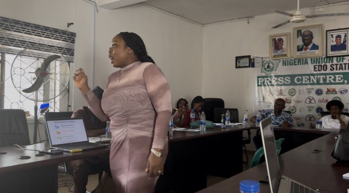 Gen AI Journalism with Titi tweet media