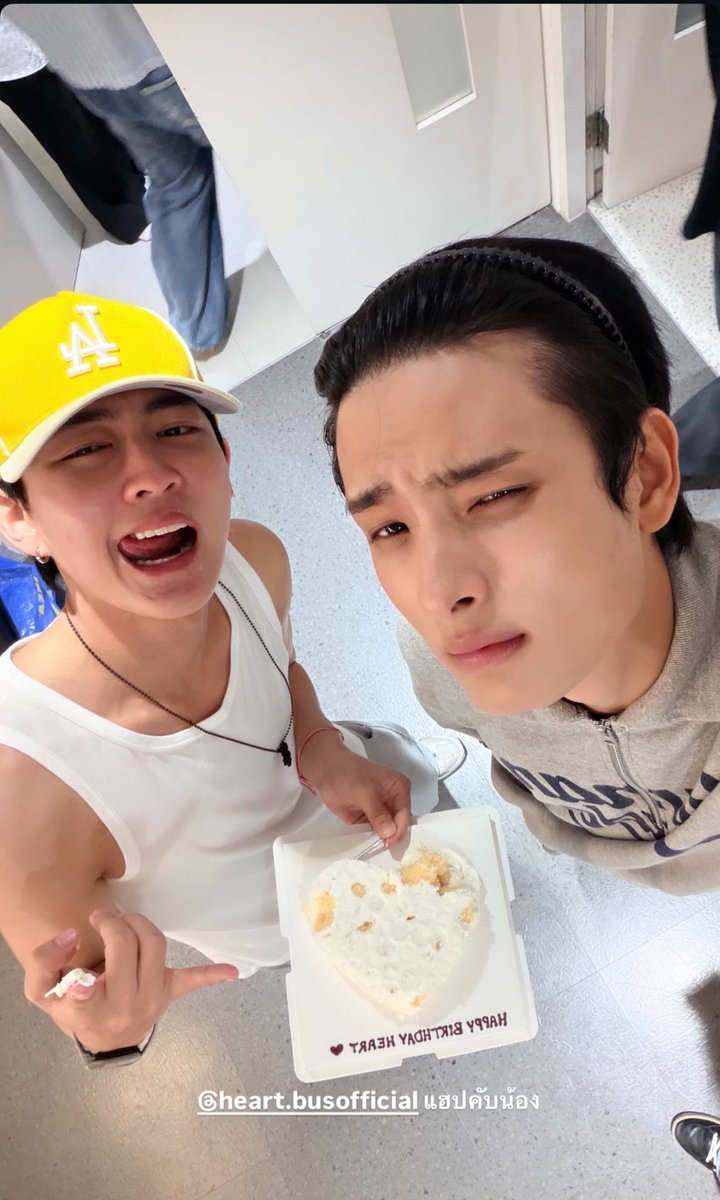 numniim ♡☾ tweet media