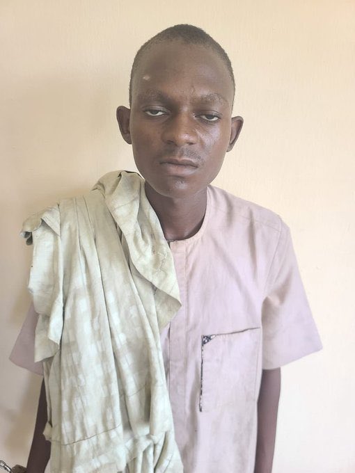 Emkaybee tweet media