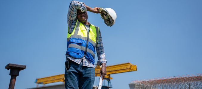 OccHealthSafety's tweet image. As temperatures rise, federal heat safety protections are expiring—leaving a gap in enforcement as worker risk increases.

Heat remains one of the most underregulated workplace hazards.

Read: ohsonline.com/articles/2026/…

#HeatStress #EHS