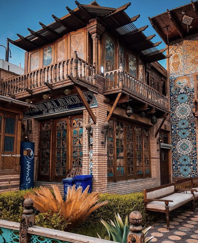 beautiful Arab tweet media