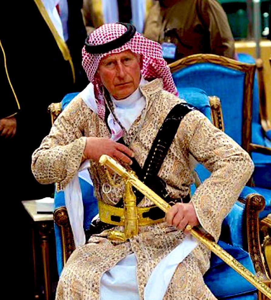RygbiAmByth's tweet image. Anarchist 

#NotOurKing  #RemoveNOW 

#AbolishTheMonarchy