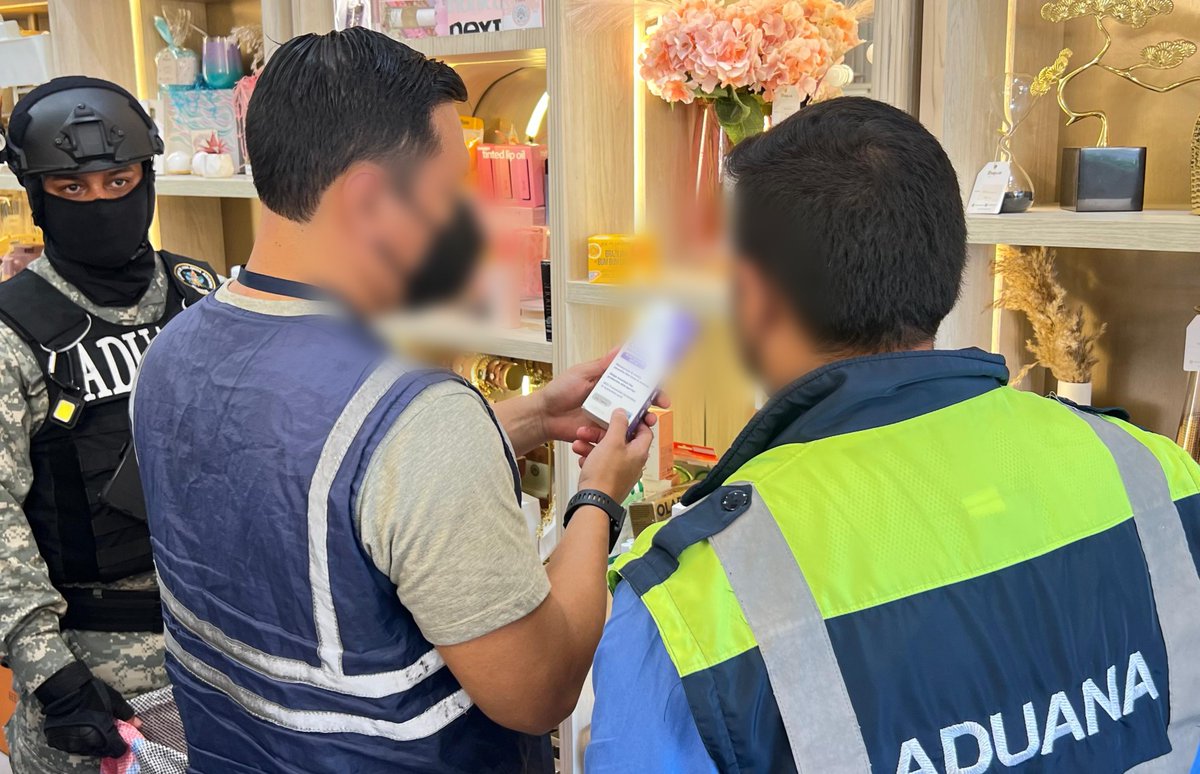 Servicio Nacional de Aduana del Ecuador tweet media