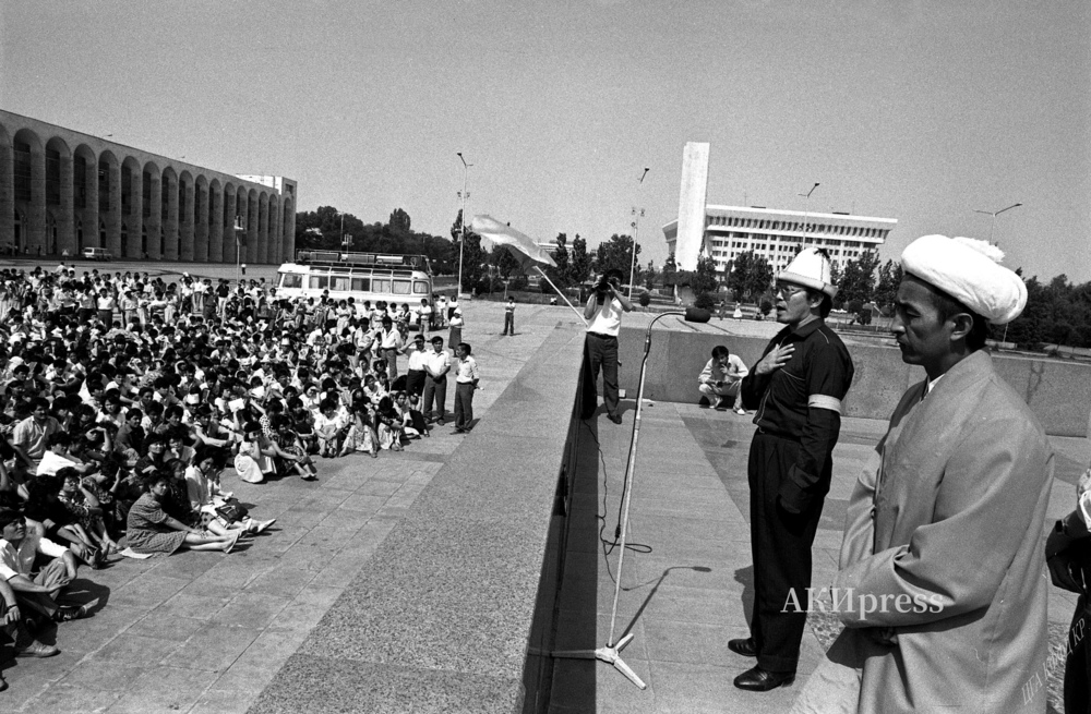 CultureWatch_CA's tweet photo. Kyrgyzstan and Bishkek in the early 1990s, archival photograph https://t.co/zeZIORXXO5