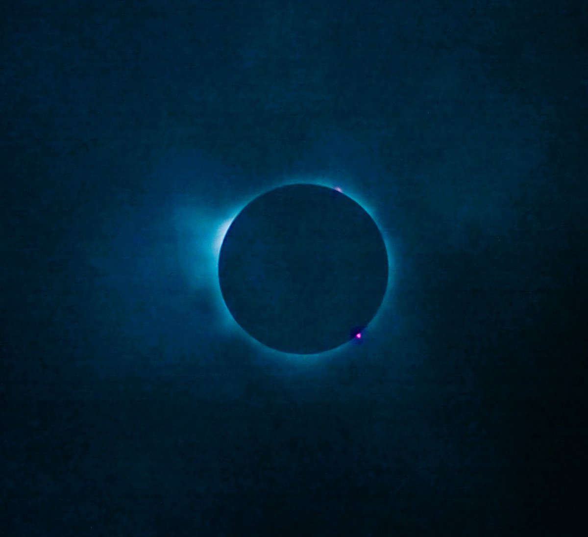 JohnRMelson's tweet photo. Total Solar Eclipse 2024: 2 years ago today clouds rolled in a few minutes before totality and so my TSE experience was less than optimal. I took photos but they were totally black - but after processing I got a very different totality image! https://t.co/q3MCrat1kg