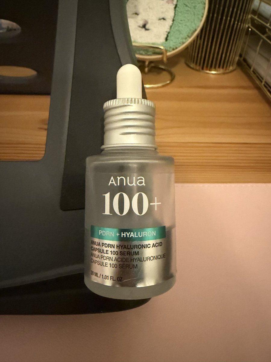 aaltariel's tweet photo. ⭐️Manyo Bifida Biome Ampoule: Bittikçe alıyorum. İçeriğinde bifida fermenti ve bakır peptidi olmasını seviyorum. Güzel bir bariyer ve anti-aging serumu.
⭐️Anua-PDRN Hyaluronic Acid Capsule 100 Serum: Güzel bir nem serumu. Farklı serumlar denemek istediğim için tekrar almam. https://t.co/7x7BRdnL6l