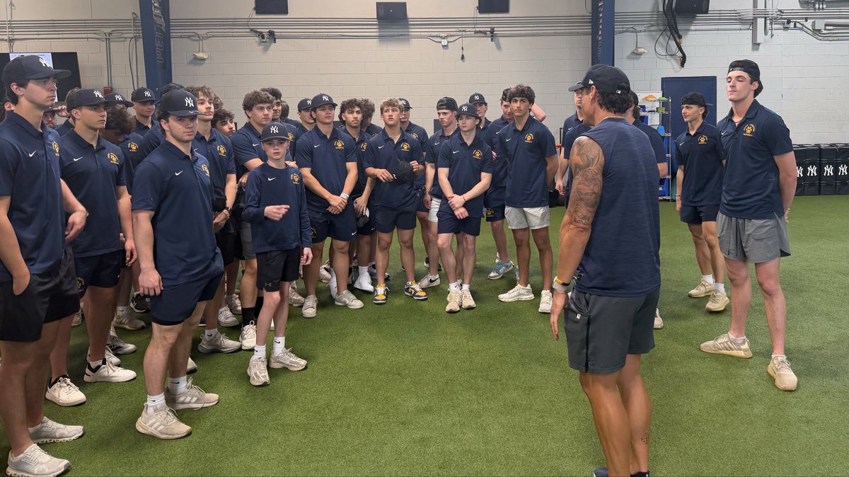 SIHSBaseball1's tweet photo. Thank you to Derek Dietrich ‘07 for hosting the Saint Ignatius Baseball team at the New York Yankees Player Development Center this afternoon.

Derek talked to our players about baseball, his Cleveland roots, and how important Saint Ignatius High School was to his development as a player and as a person!

#GoCats | #TogetherForever