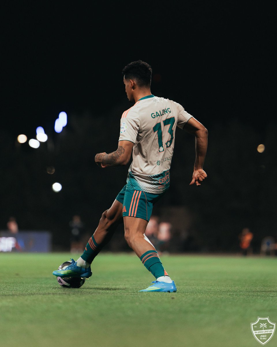 عمرو tweet media