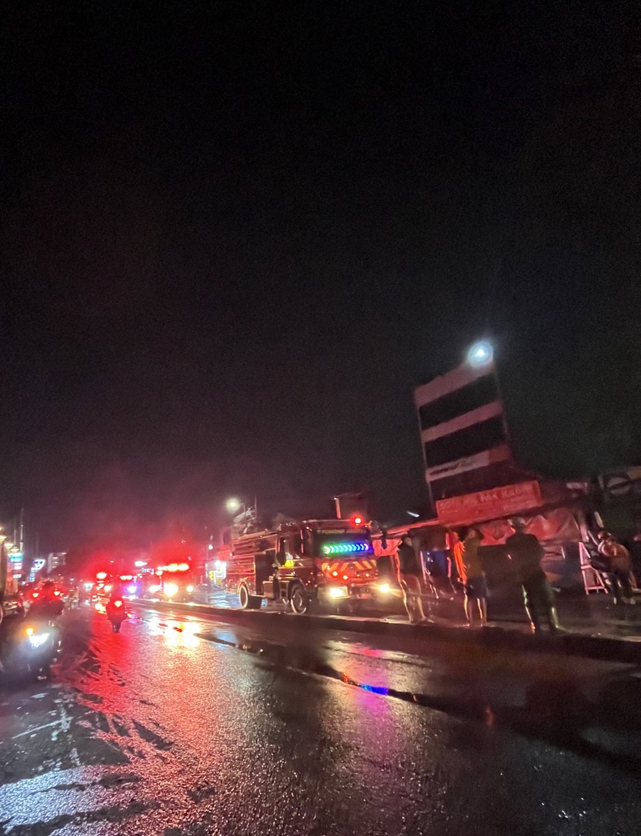 fireflyz tweet media