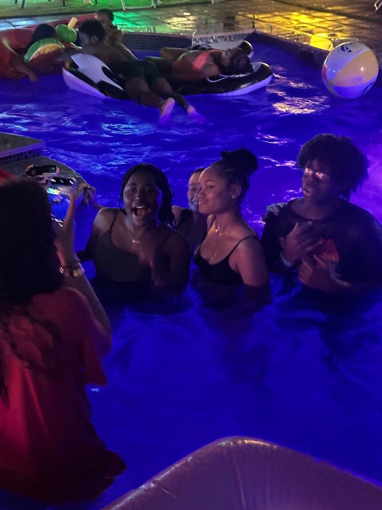 zestyyyyyyyyyyyyyyyyyy tweet media