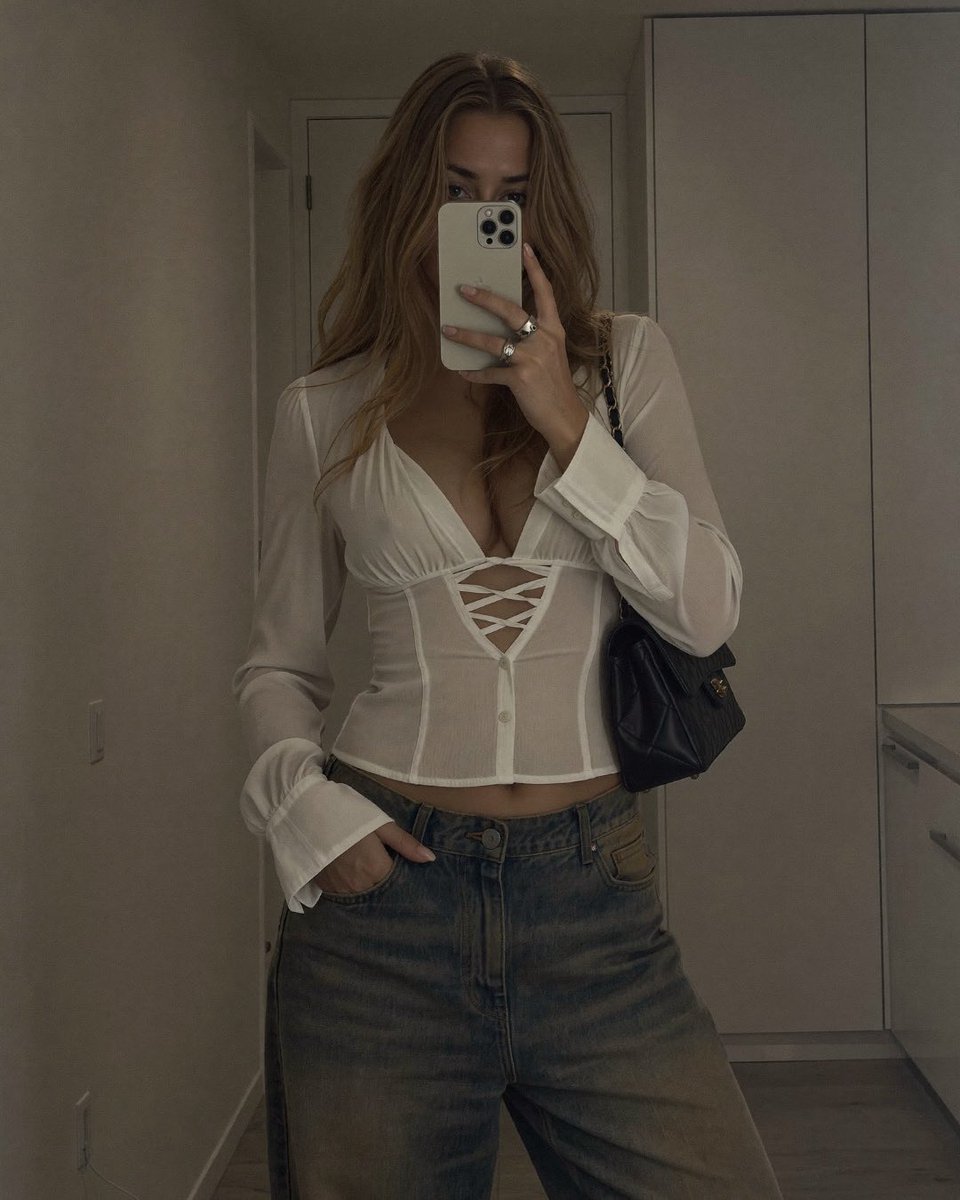 Mia-Sophie tweet media