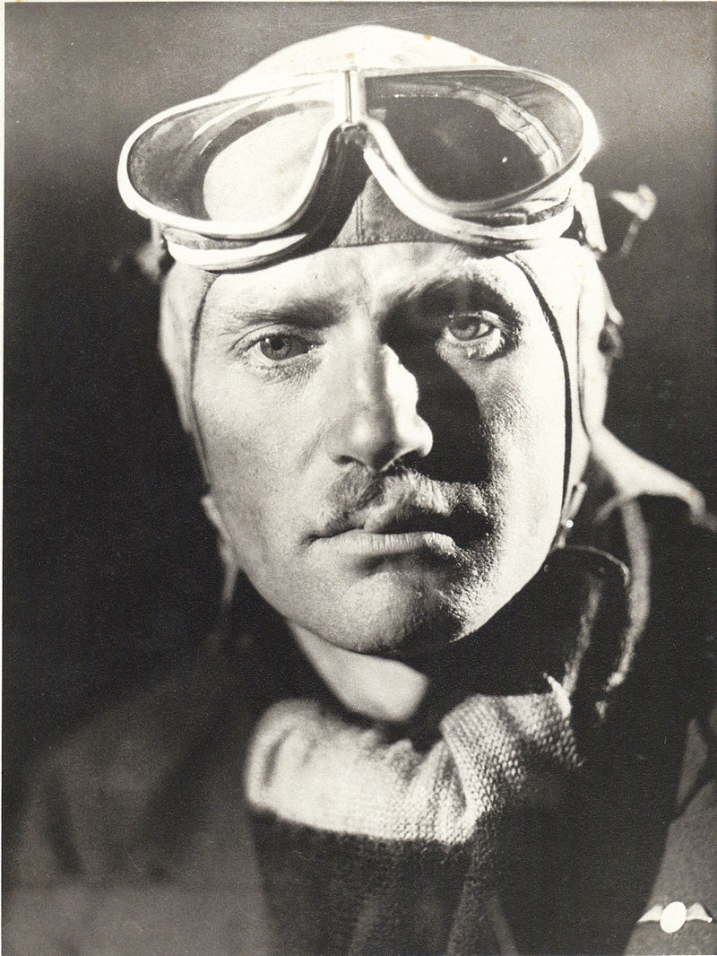 ron_eisele's tweet image. 9 April 1931. Flying from Lympne, Romney Marsh, Kent., Charles William Anderson Scott landed his de Havilland DH.60M Moth G-ABHY in Darwin in Australia, establishing a new England–Australia solo flight record, 9 days 4 hrs 11 minutes.