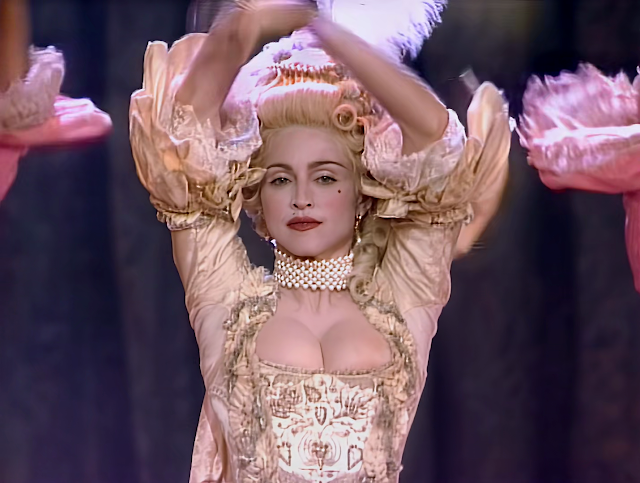 DanKMadonnaEdit's tweet image. 𝗠𝗮𝗱𝗼𝗻𝗻𝗮 · 𝗩𝗢𝗚𝗨𝗘
𝗹𝗶𝘃𝗲 𝗼𝗻 𝘁𝗵𝗲 𝟳𝘁𝗵 𝗠𝗧𝗩 𝗩𝗠𝗔𝘀
Los Angeles · September 1990
remastered video : dankmadonna.blogspot.com
#Madonna #HD #1080p #Live #Performance