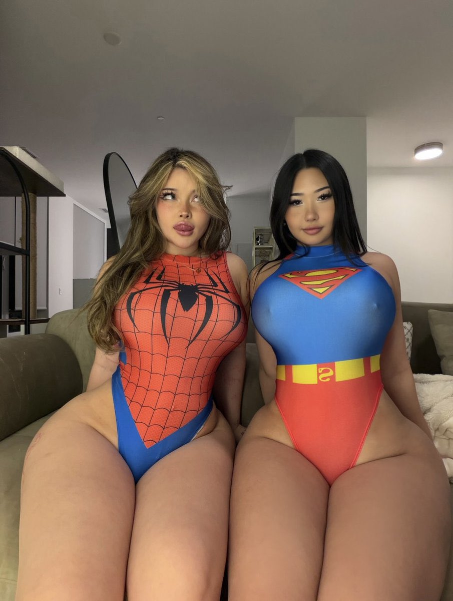 emmie36645's tweet photo. @AsianEmmie Spider-Man or Superman ?😹💕 https://t.co/brPYTcr8Ni