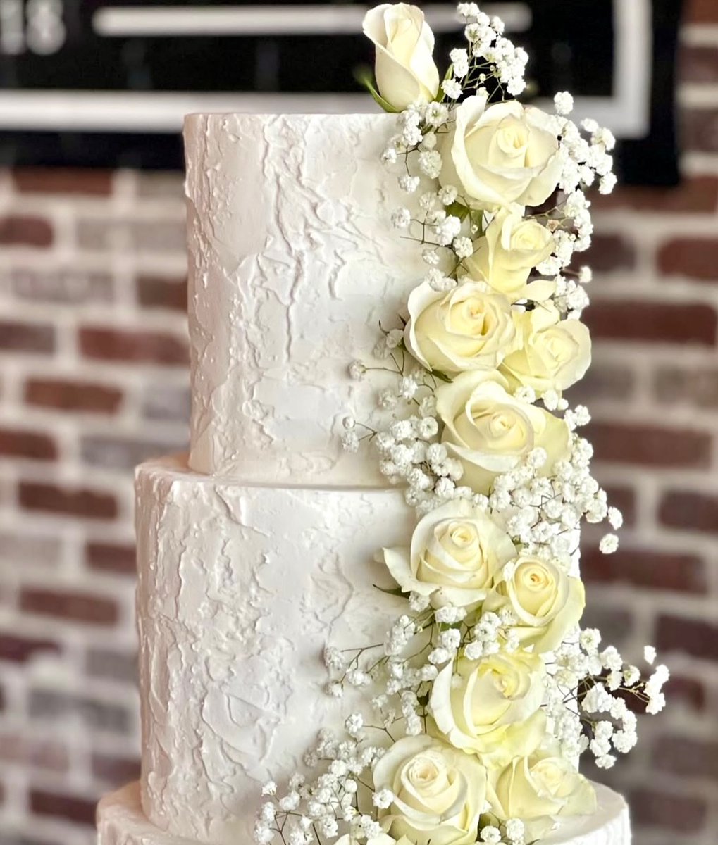 Smallcakes Cupcakery and Creamery tweet media