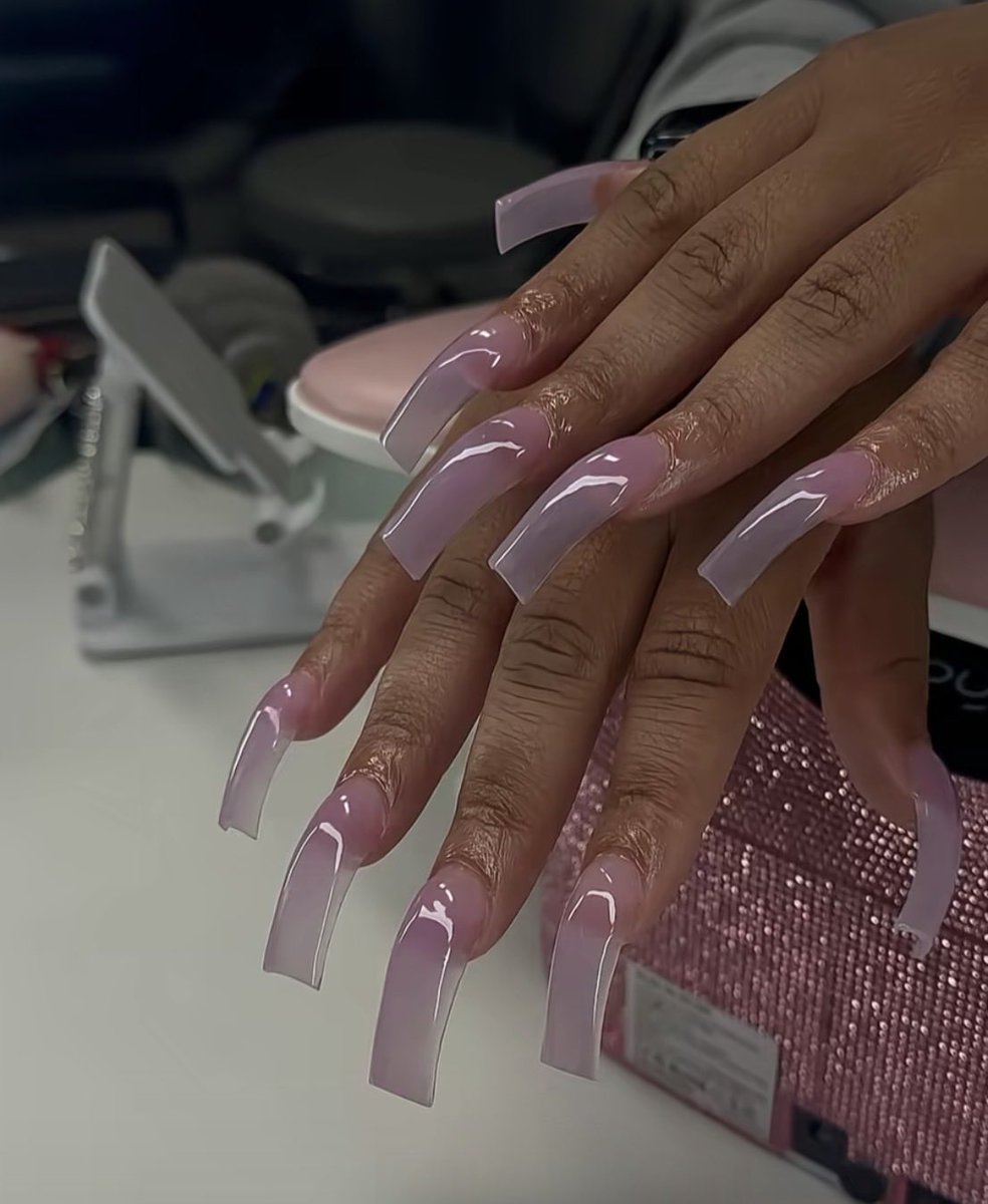 Cristina tweet media