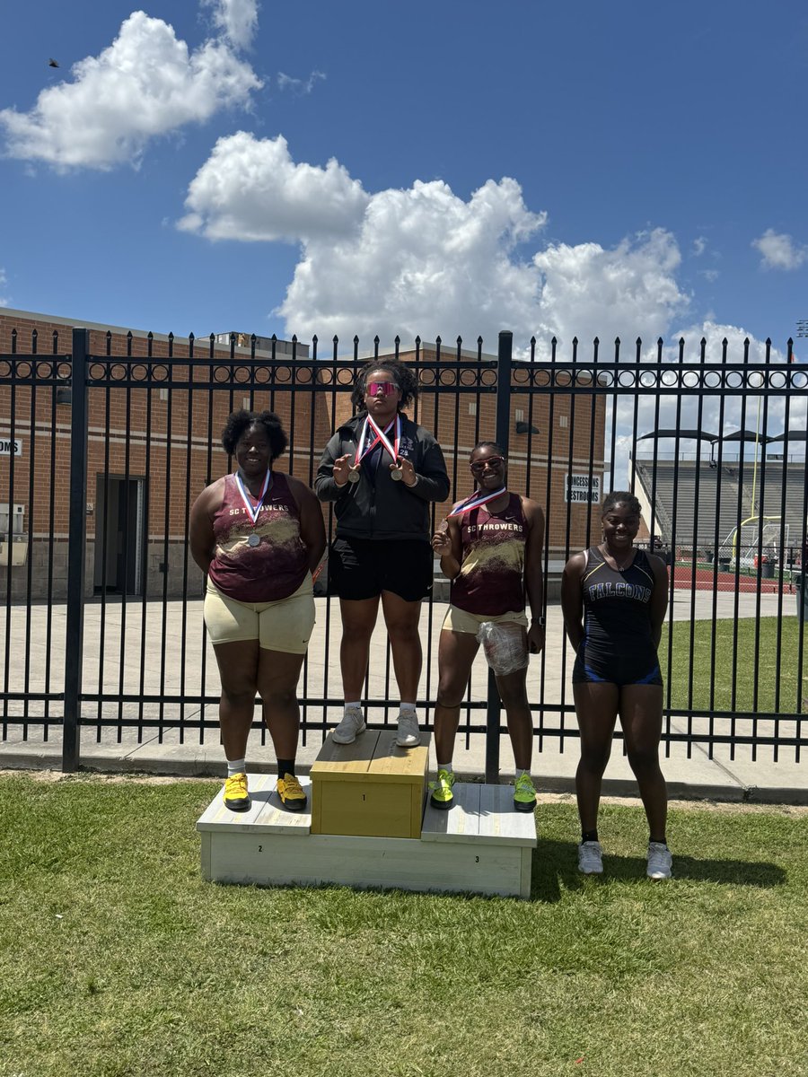AHS Girls Track tweet media