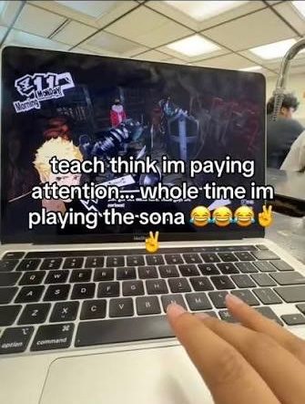 glaze ♡ playing p4g tweet media