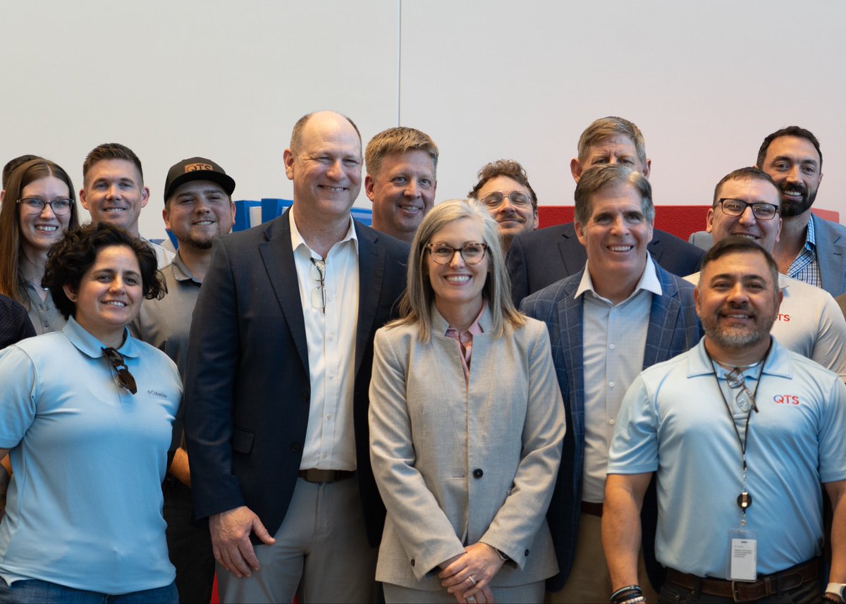 Governor Katie Hobbs tweet media