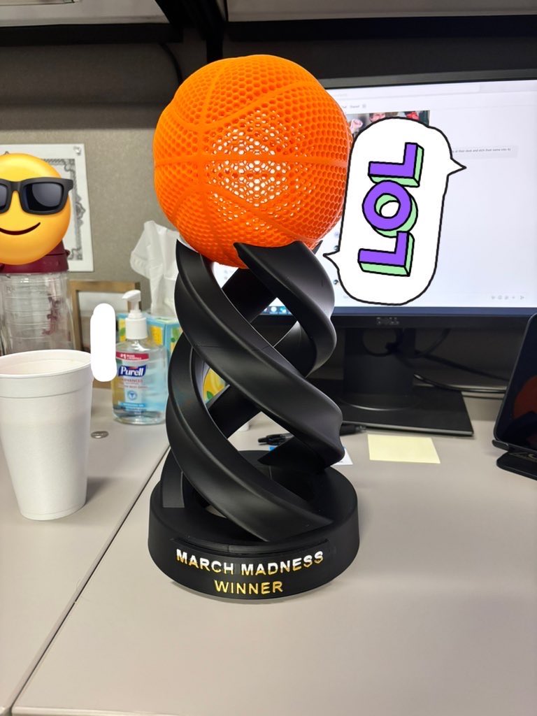 GeneralLasso1's tweet photo. Office 3D printed our March Madness bracket winner trophy #expand #him https://t.co/qIAnJY37Rx