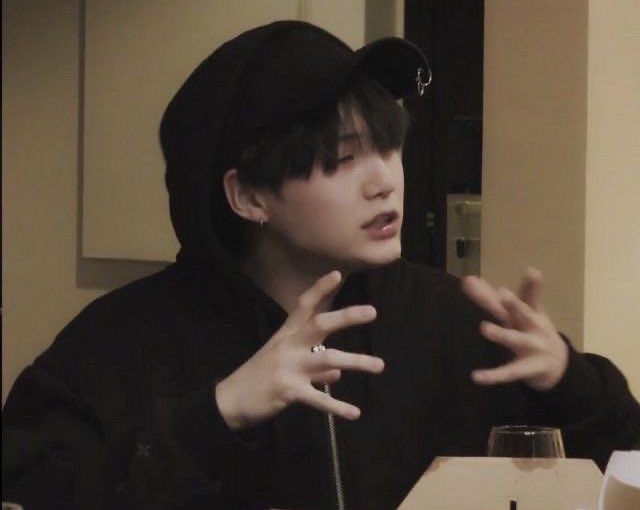 Joy⁷ 𝙰𝚁𝙸𝚁𝙰𝙽𝙶💜 tweet media