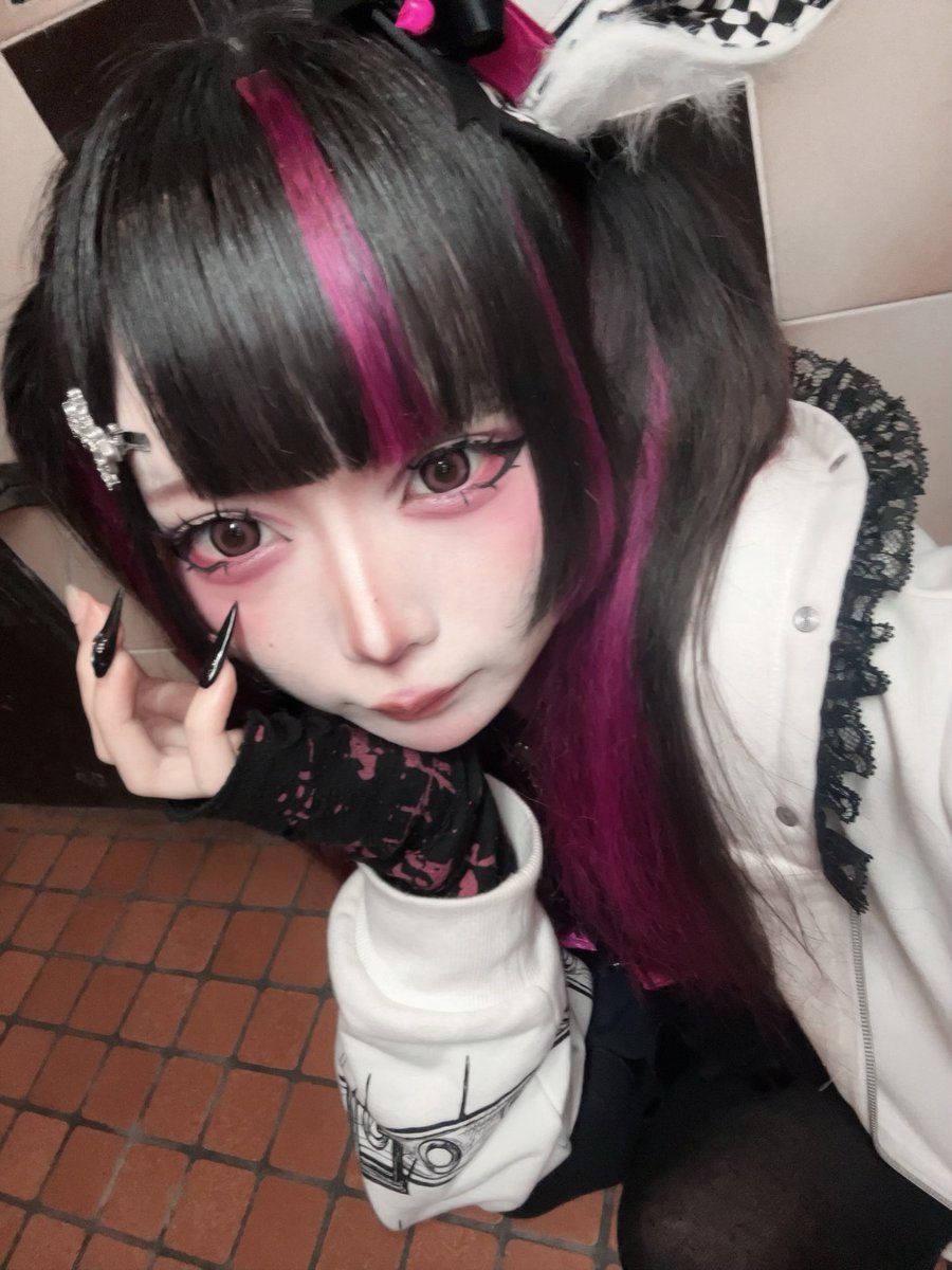 ll4v_z's tweet photo. https://t.co/kkFOh8neSd