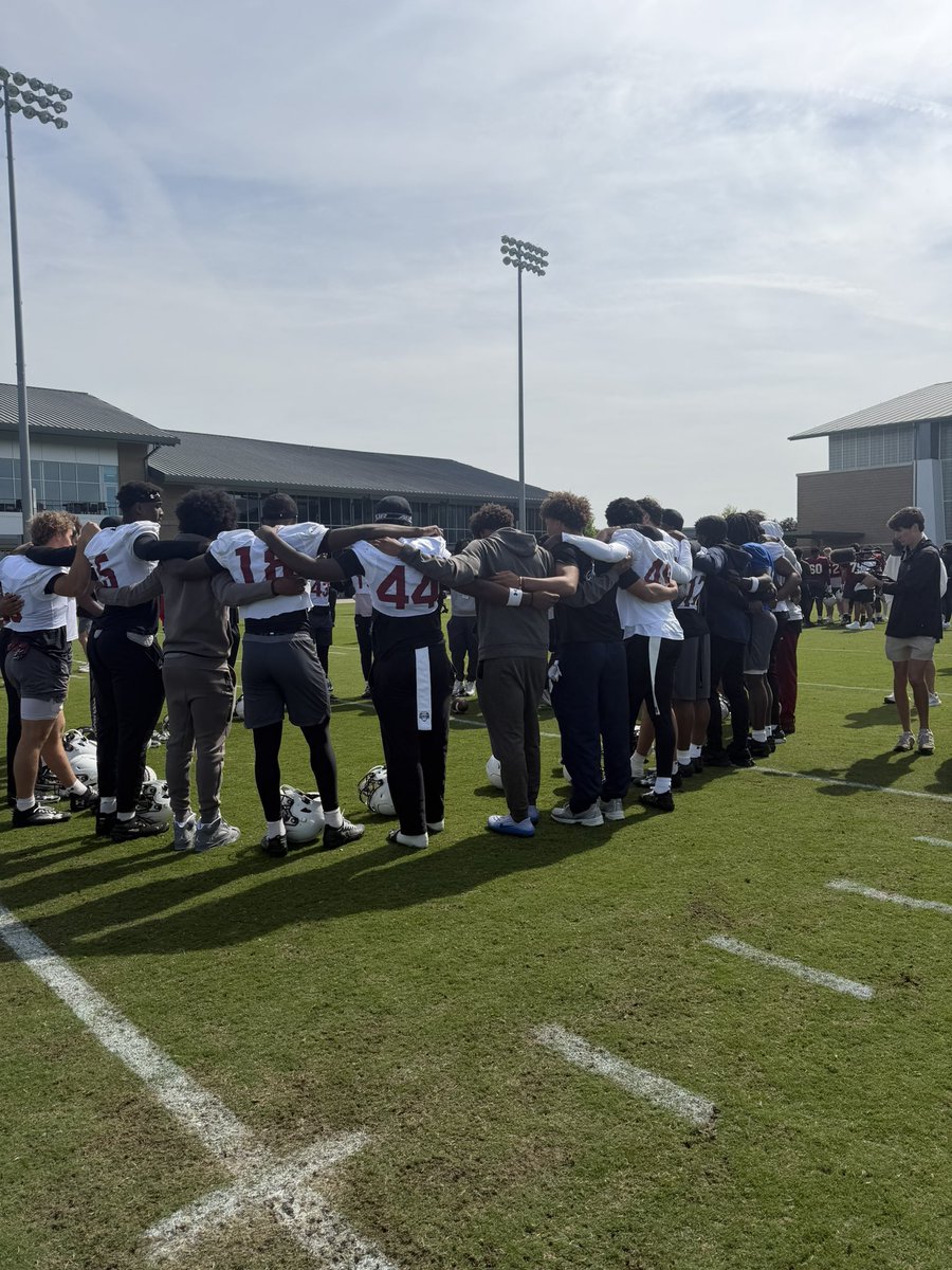 Zeke Burgess tweet media