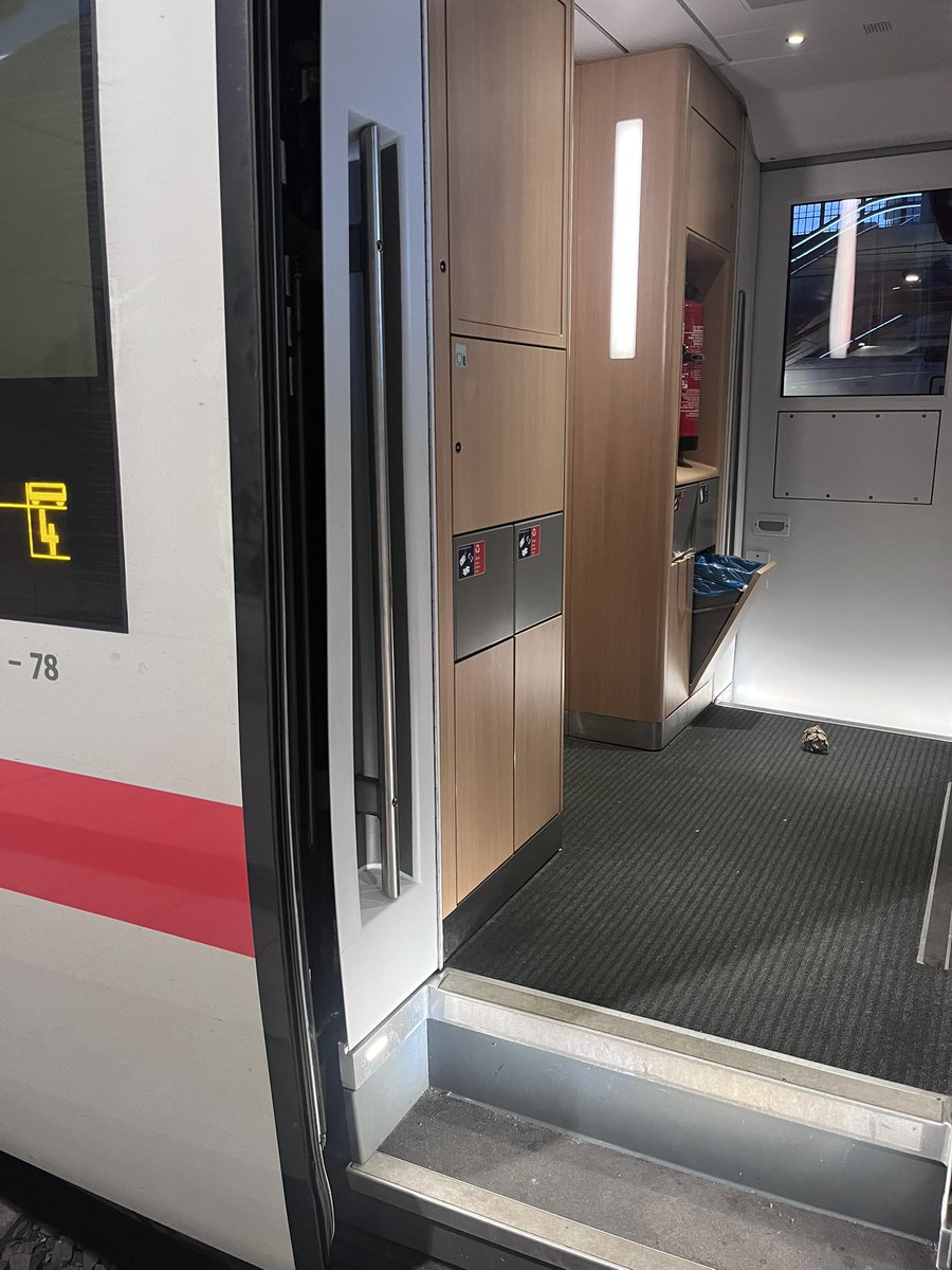 fernbahn.de tweet media