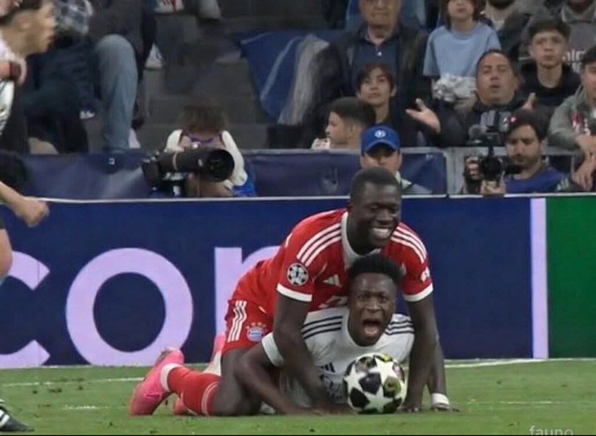 KEV of FC Bayern! tweet media