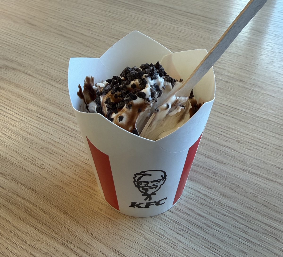 rly cool girl tweet media