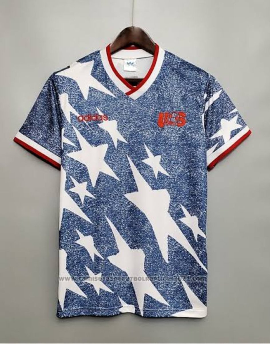 FÚTBOL RETRO ⚽️ tweet media