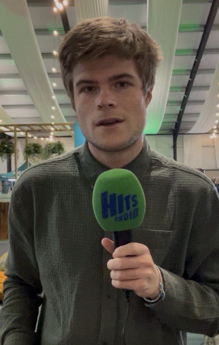 Elliot Burrow tweet media