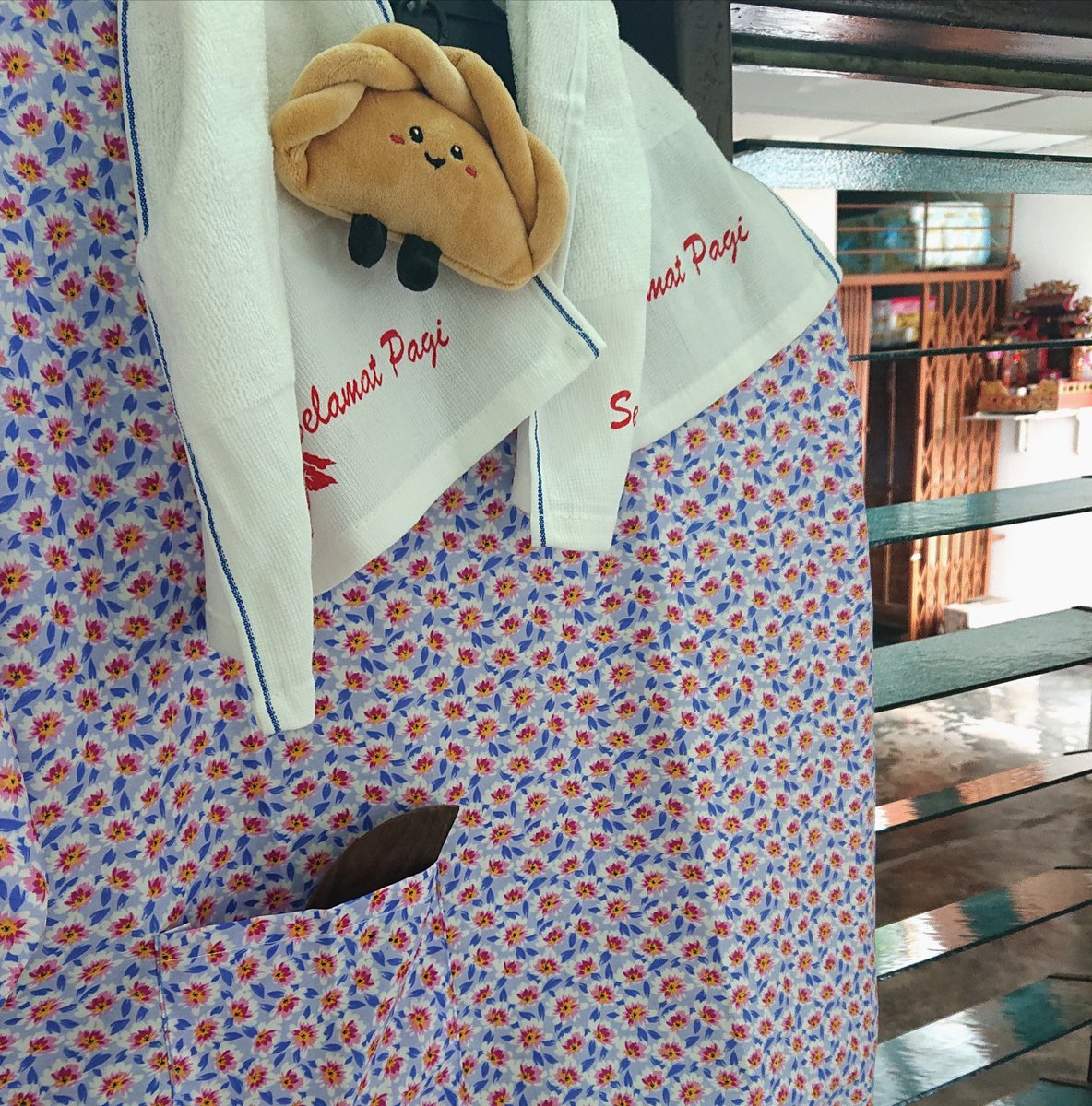 doughnut tweet media