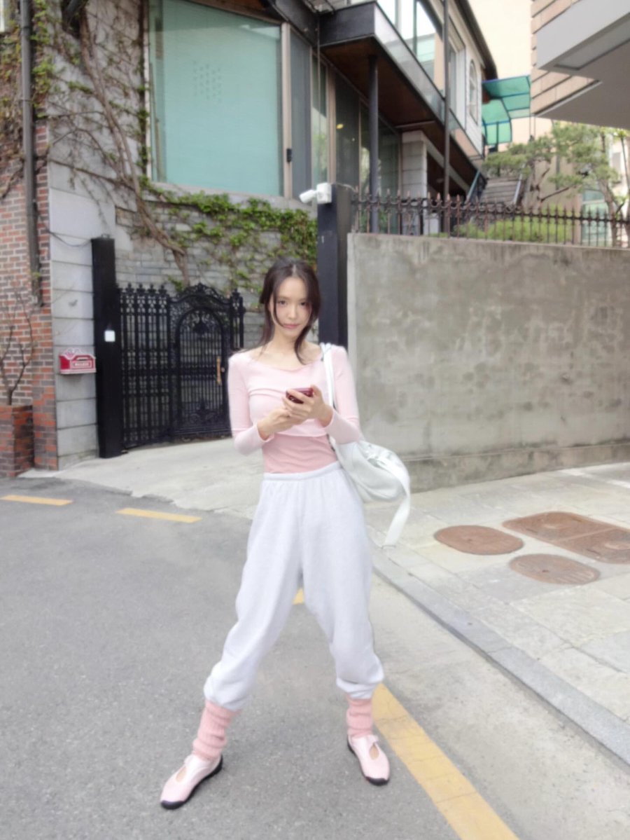 손나럽 tweet media