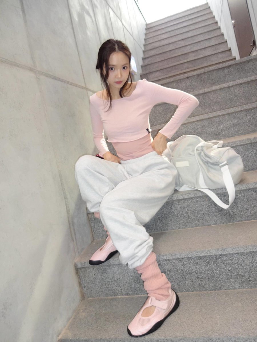 손나럽 tweet media