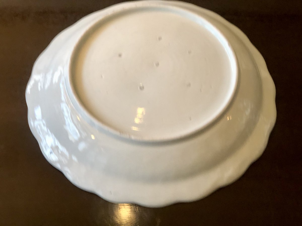 welcome_kimura's tweet image. 江戸中期の古伊万里皿（31㎝）入荷

4/16本日の営業時間は
1000〜1700

「おしゃれな骨董・古道具展」開催中

二条城周辺へお出かけの際はぜひお越し下さいませ

#骨董
#antique
#vintage
#古伊万里
#江戸時代