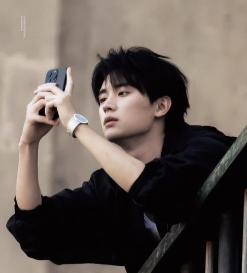 when are they gonna be in a drama together 😭😭