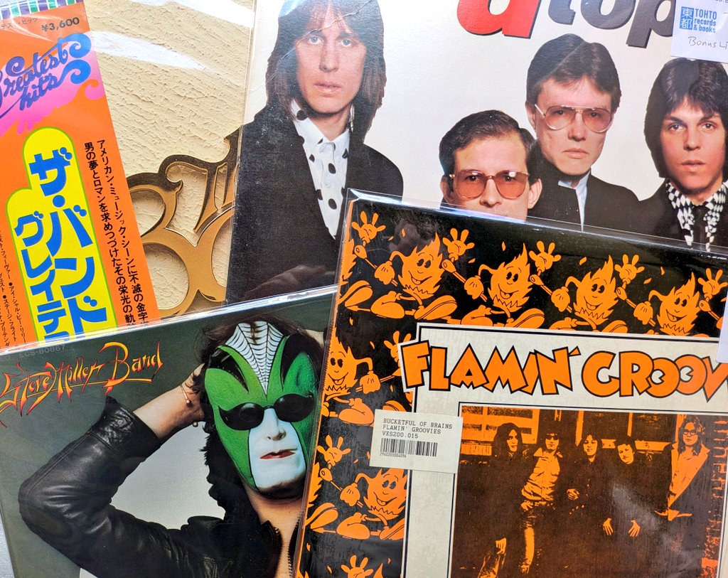 oyoyo_president's tweet image. 本日の営業スタートしております。
今朝の新着レコードはUSロックのイイとこ諸々ご用意、スカッと晴れた木曜夜は9時までお待ちしておりますー　#BoxTops #Turtles #FlaminGroovies #ToddRundgren #CSNY #LittleFeat #tohto #湯島