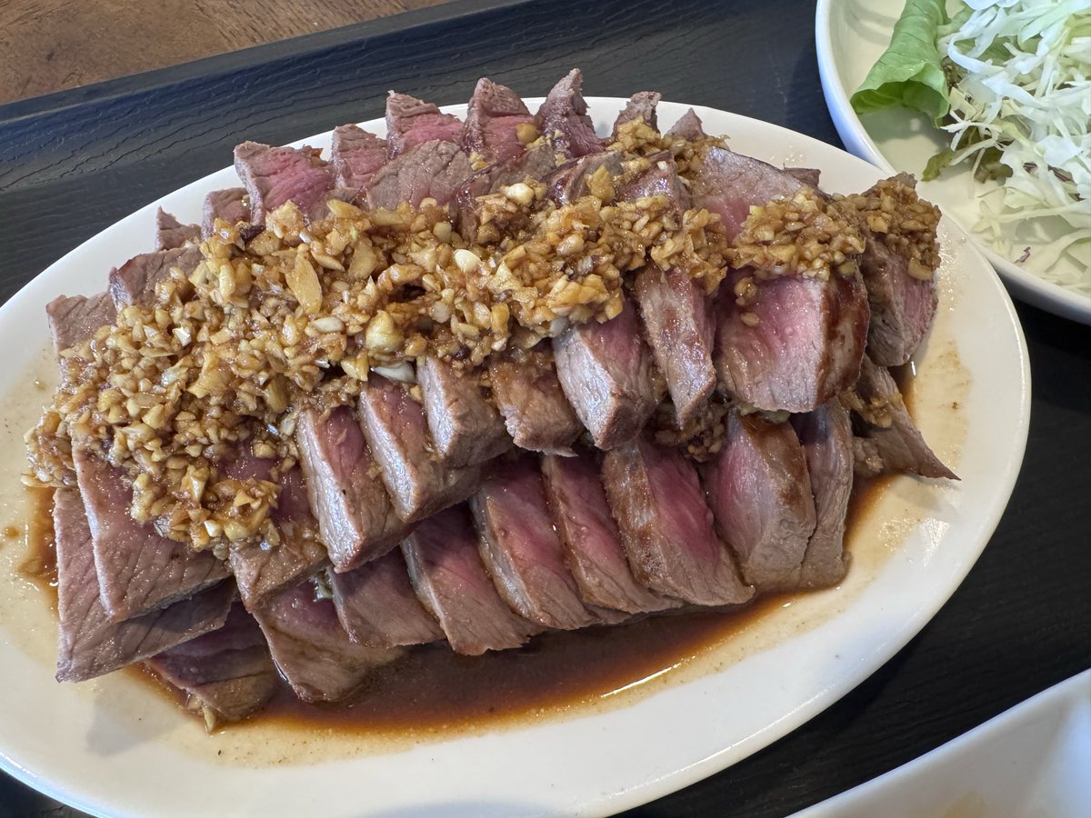 血湧き肉躍る定食