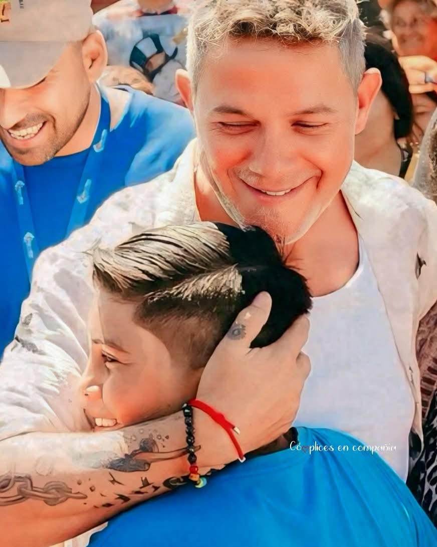 Club Oficial Cómplices en Compañía tweet media